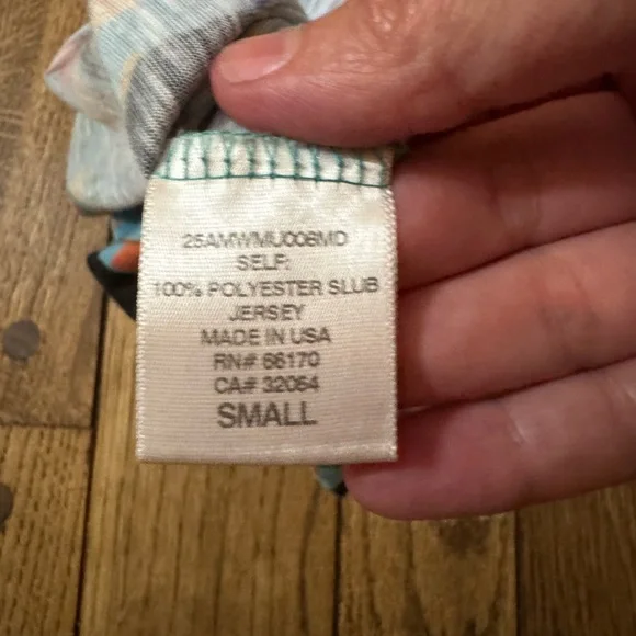 Colorful Abstract Print Women's Blouse - Picture 3 of 7